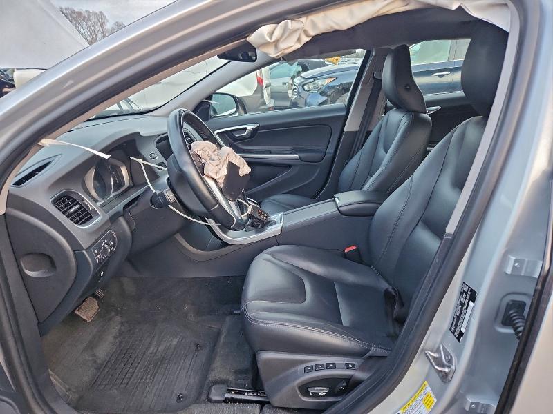 Фото 7 - VOLVO V60