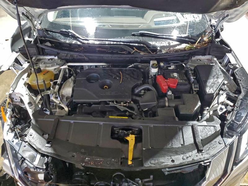 Фото 12 - NISSAN ROGUE