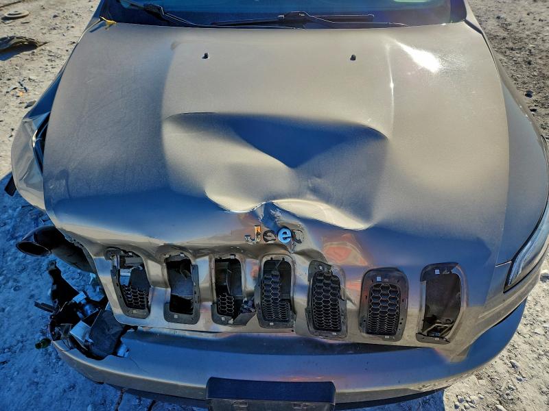 Фото 12 - JEEP GRAND CHER