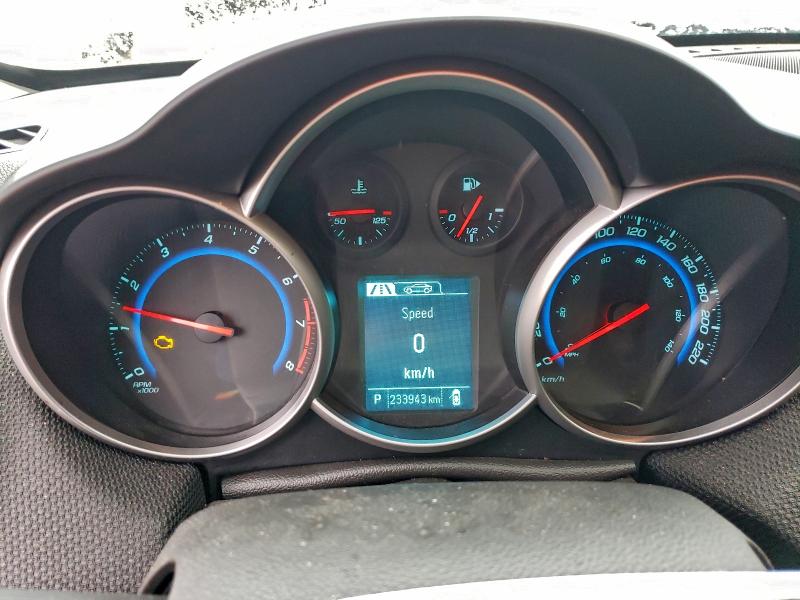Фото 9 - CHEVROLET CRUZE