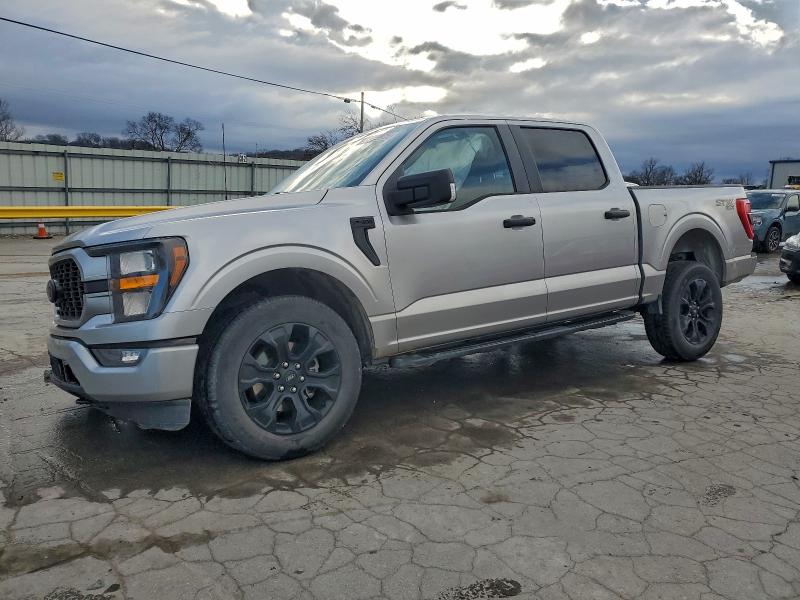 Фото 1 - FORD F-150