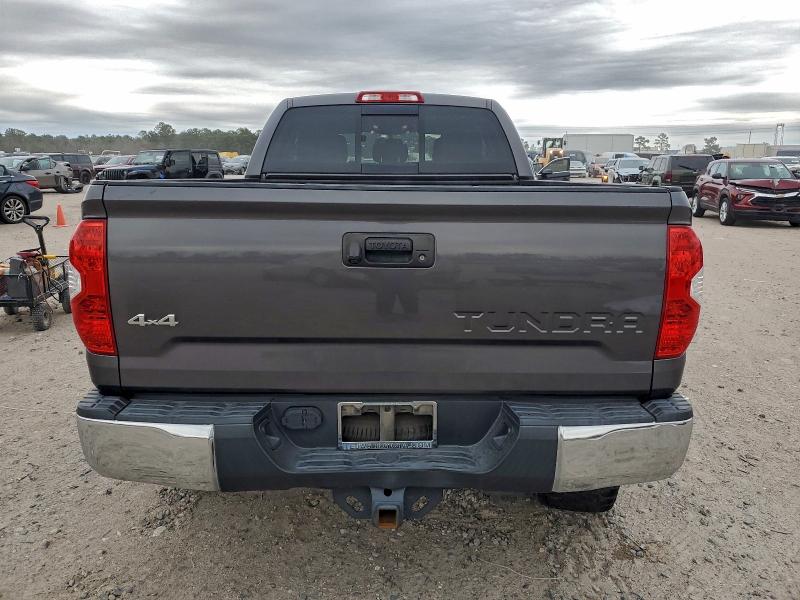 Фото 6 - TOYOTA TUNDRA