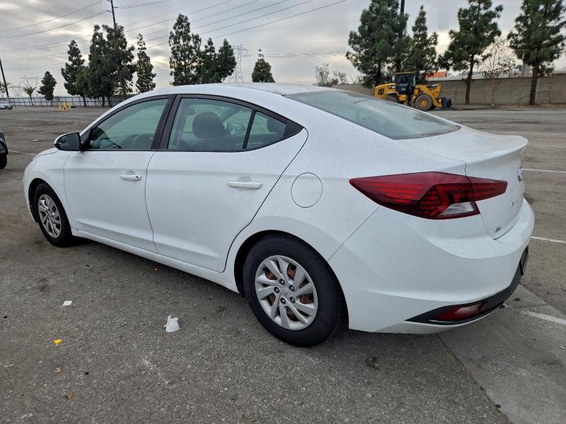 Фото 2 - HYUNDAI ELANTRA