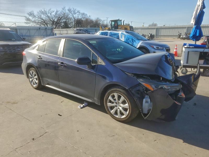 Фото 4 - TOYOTA COROLLA