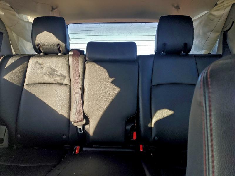 Фото 10 - TOYOTA 4RUNNER