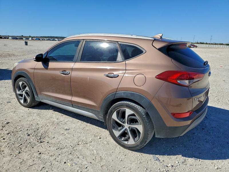 Фото 2 - HYUNDAI TUCSON