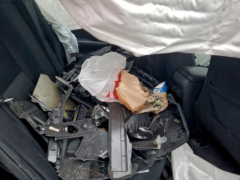 Фото 10 - NISSAN SENTRA