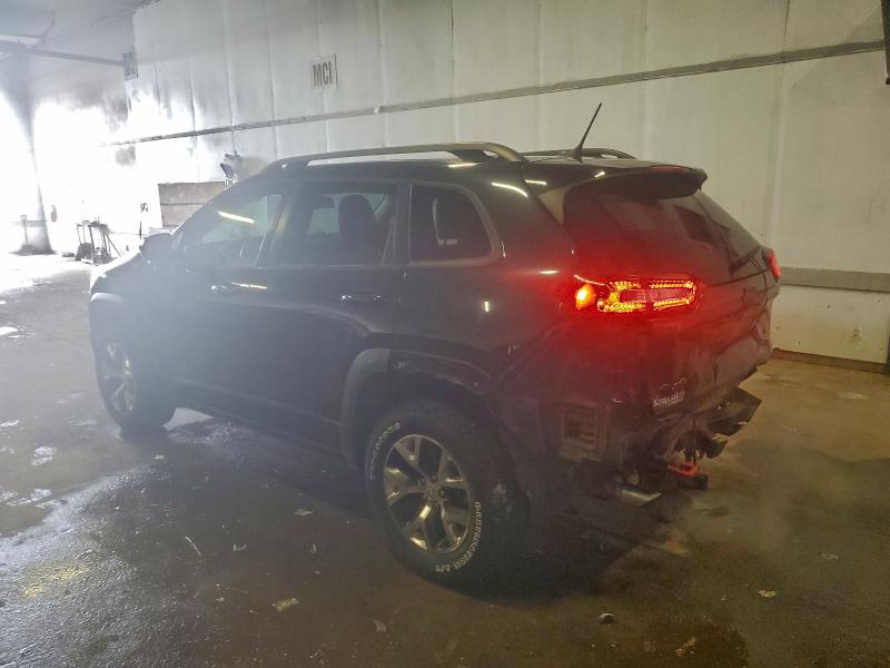 Фото 2 - JEEP CHEROKEE