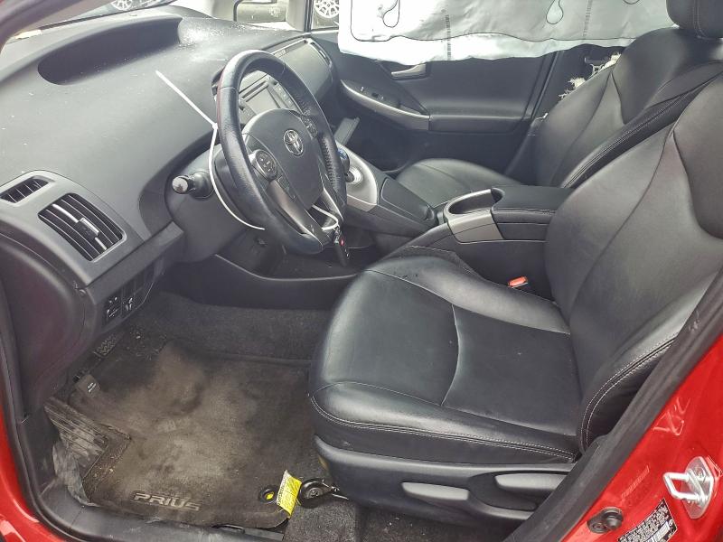 Фото 7 - TOYOTA PRIUS