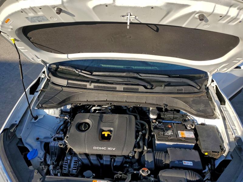 Фото 12 - HYUNDAI KONA