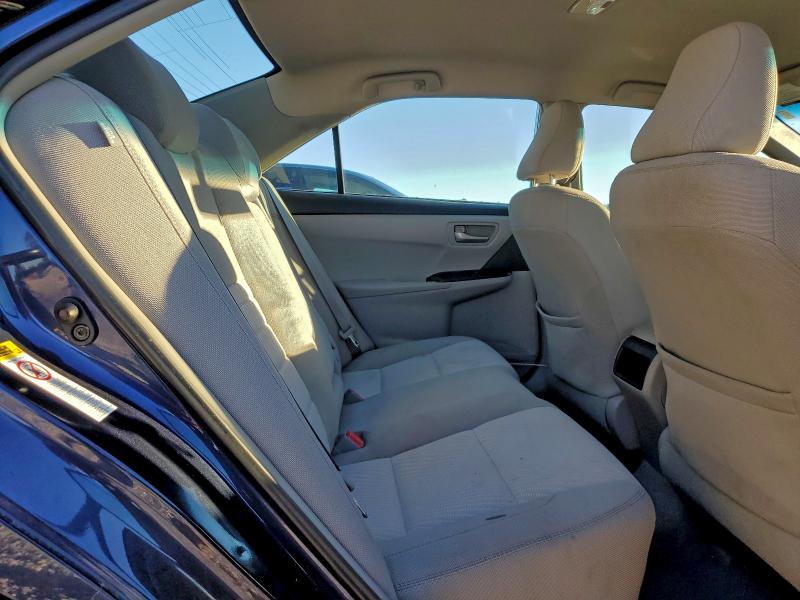 Фото 10 - TOYOTA CAMRY