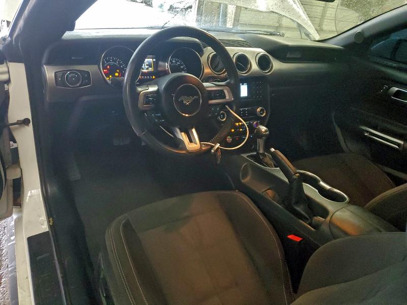 Фото 8 - FORD MUSTANG