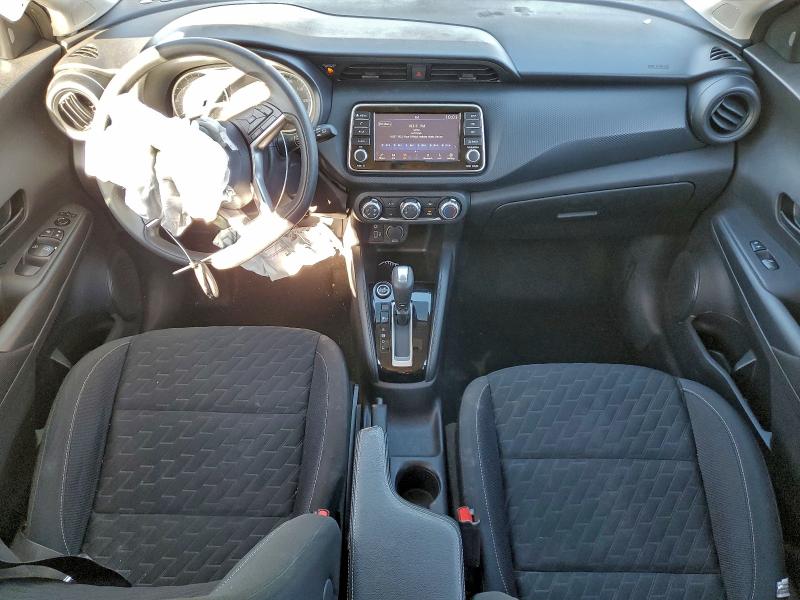 Фото 8 - NISSAN KICKS