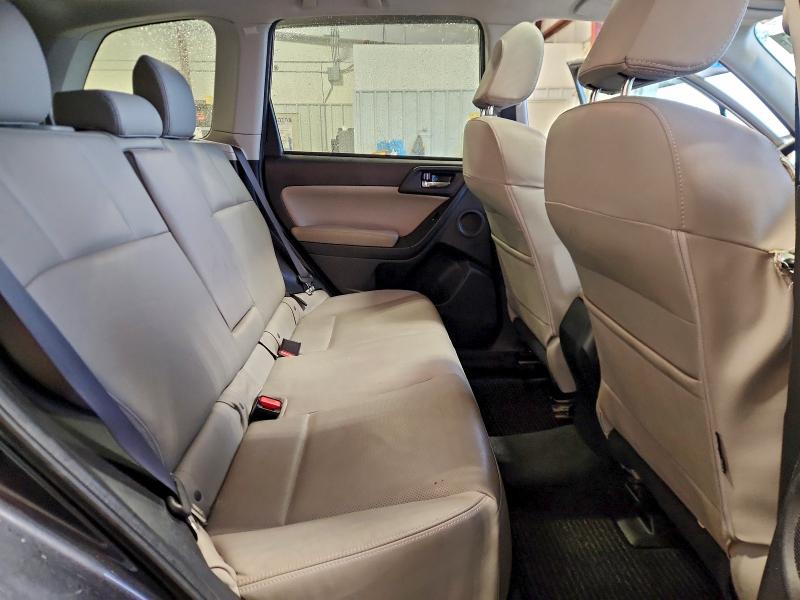 Фото 11 - SUBARU FORESTER