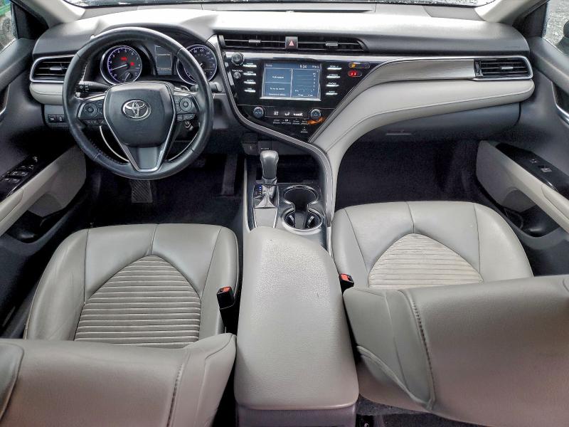 Фото 8 - TOYOTA CAMRY