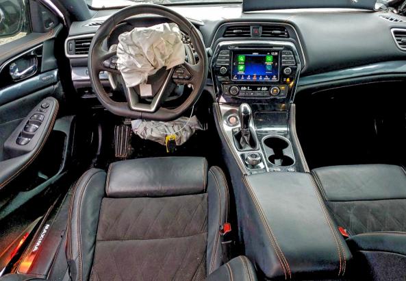 Фото 8 - NISSAN MAXIMA