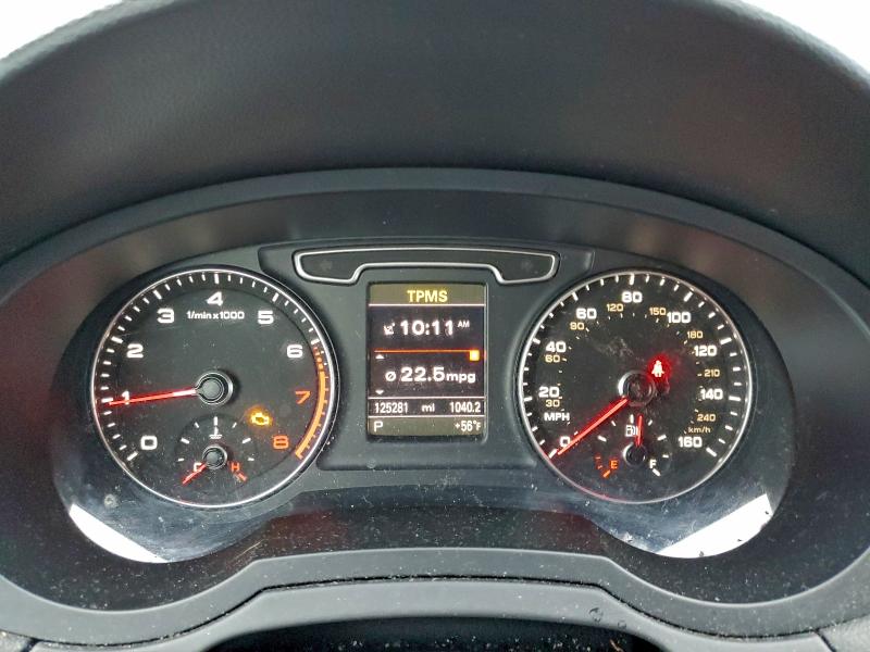 Фото 9 - AUDI Q3