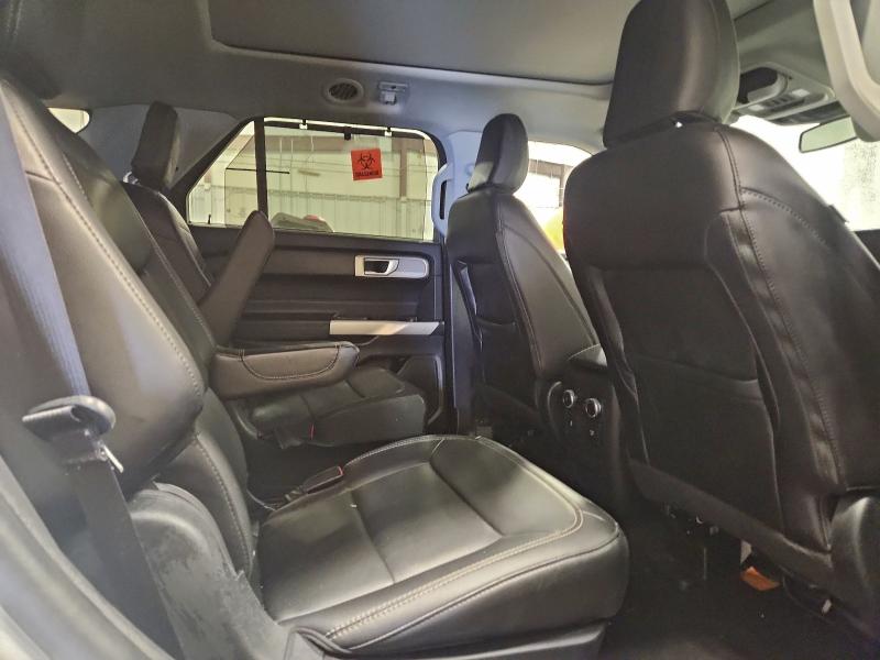 Фото 11 - FORD EXPLORER