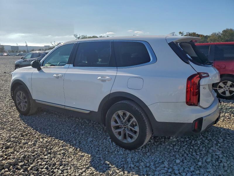 Фото 2 - KIA TELLURIDE