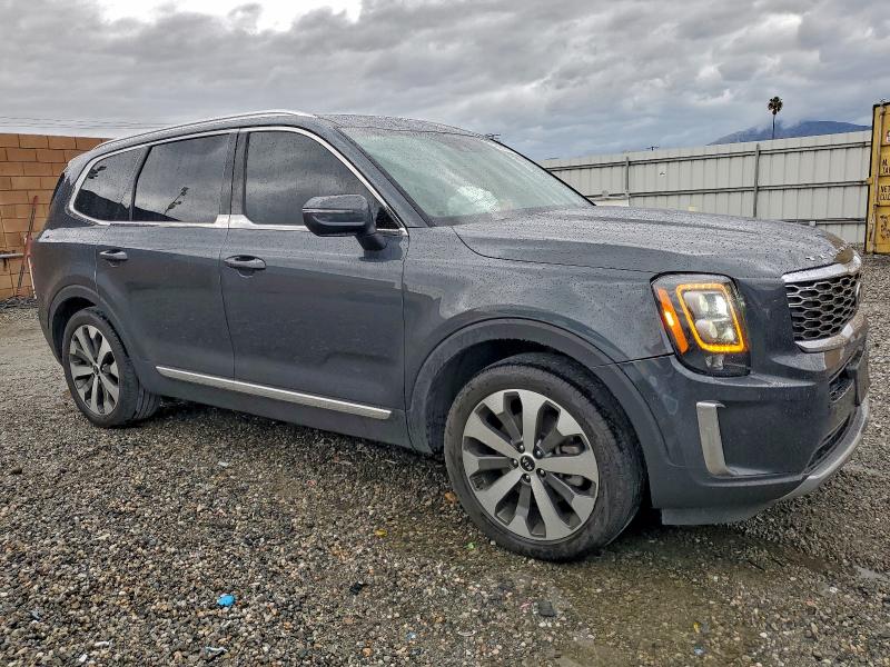 Фото 4 - KIA TELLURIDE