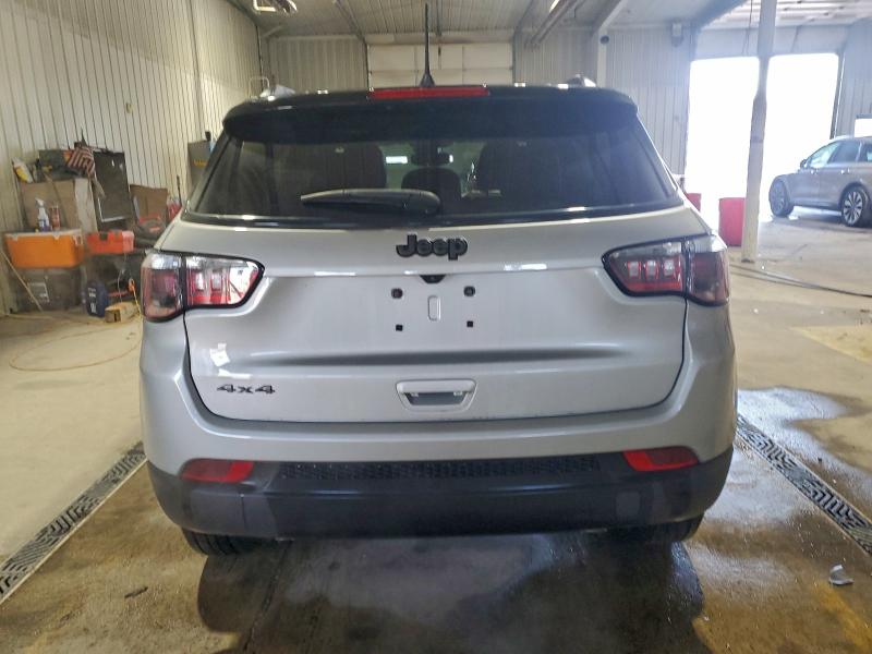 Фото 6 - JEEP COMPASS