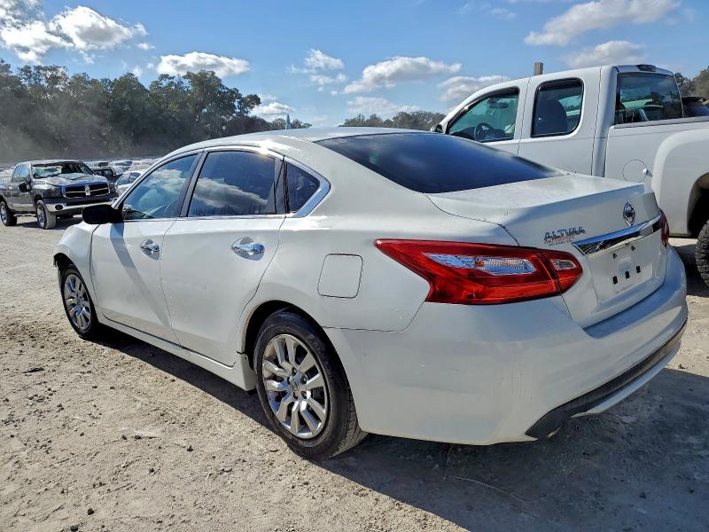 Фото 2 - NISSAN ALTIMA