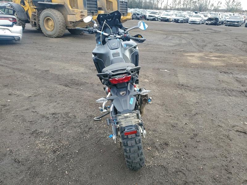 DUCATI MULTISTRAD 2022