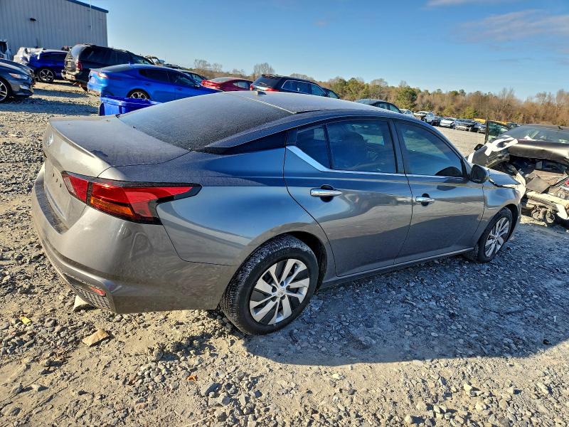 Фото 3 - NISSAN ALTIMA