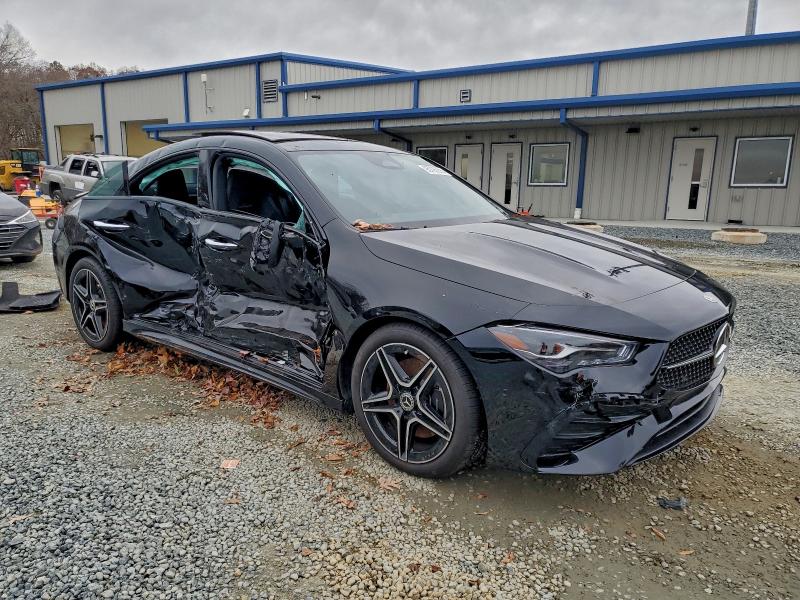 Фото 4 - MERCEDES-BENZ CLA-CLASS