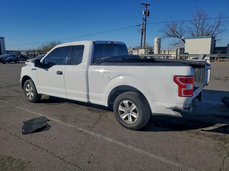 Фото 2 - FORD F-150
