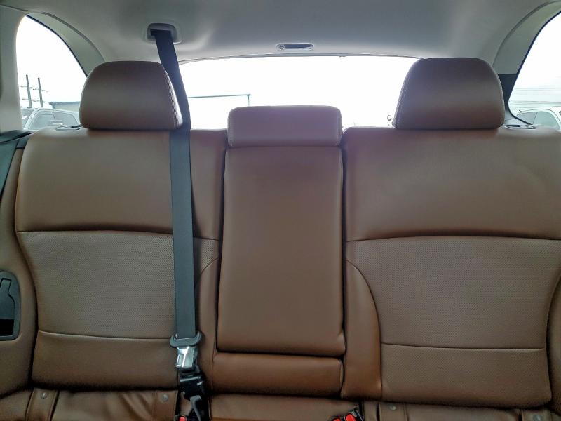 Фото 10 - SUBARU OUTBACK