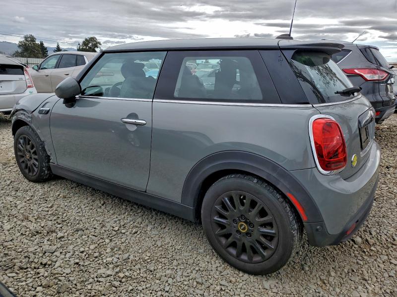 Фото 2 - MINI COOPER