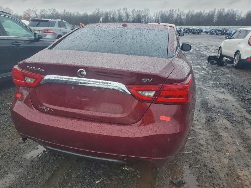 Фото 6 - NISSAN MAXIMA