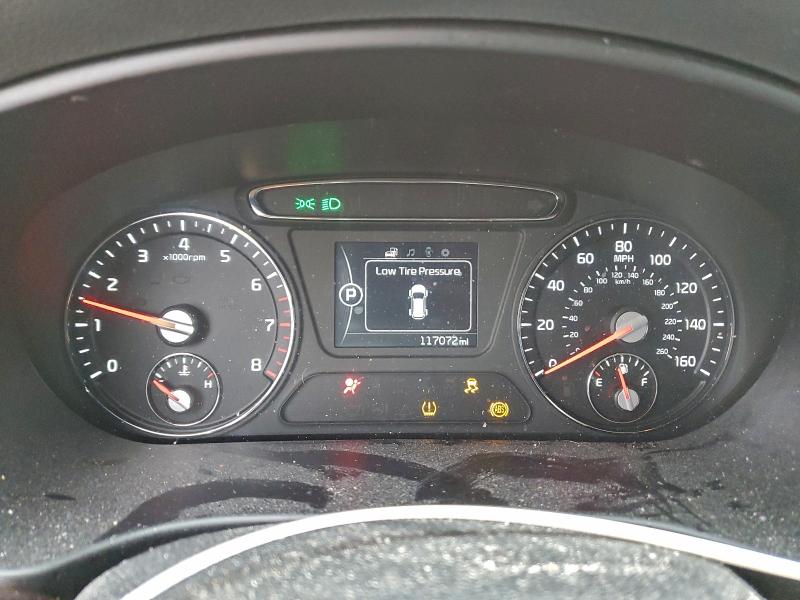 Фото 9 - KIA SORENTO