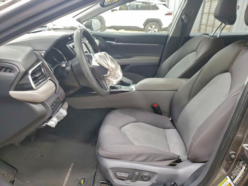 Фото 7 - TOYOTA CAMRY