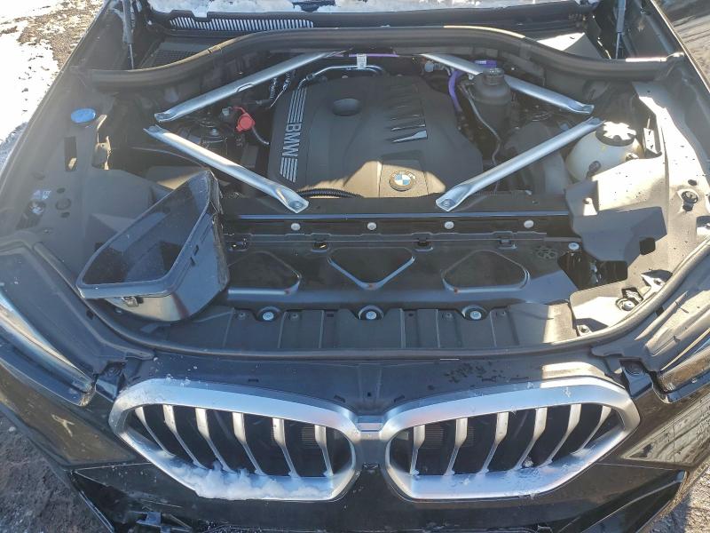 Фото 12 - BMW X6