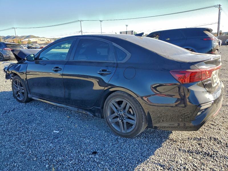 Фото 2 - KIA FORTE