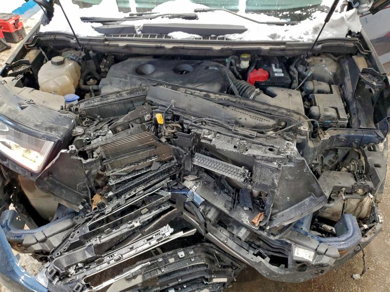 Фото 12 - FORD EDGE