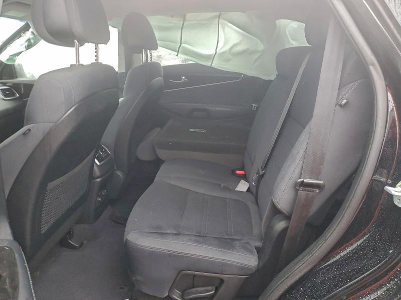 Фото 10 - KIA SORENTO