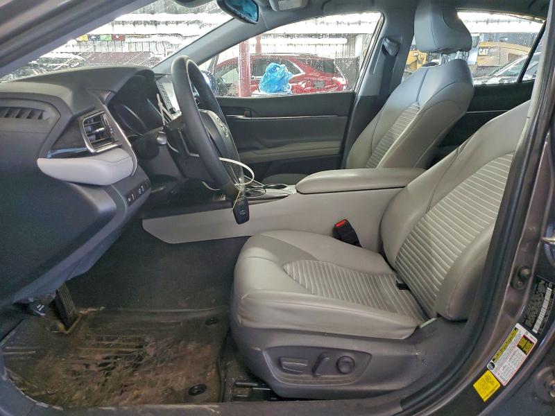 Фото 7 - TOYOTA CAMRY