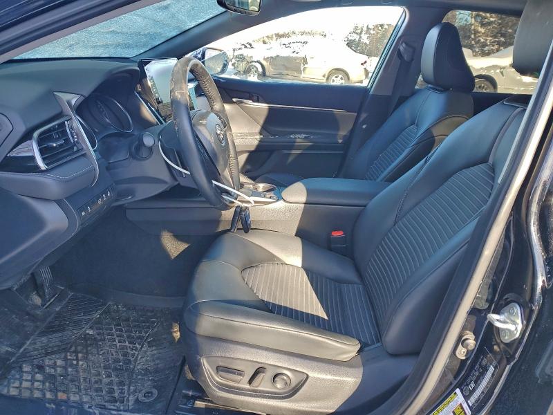 Фото 7 - TOYOTA CAMRY