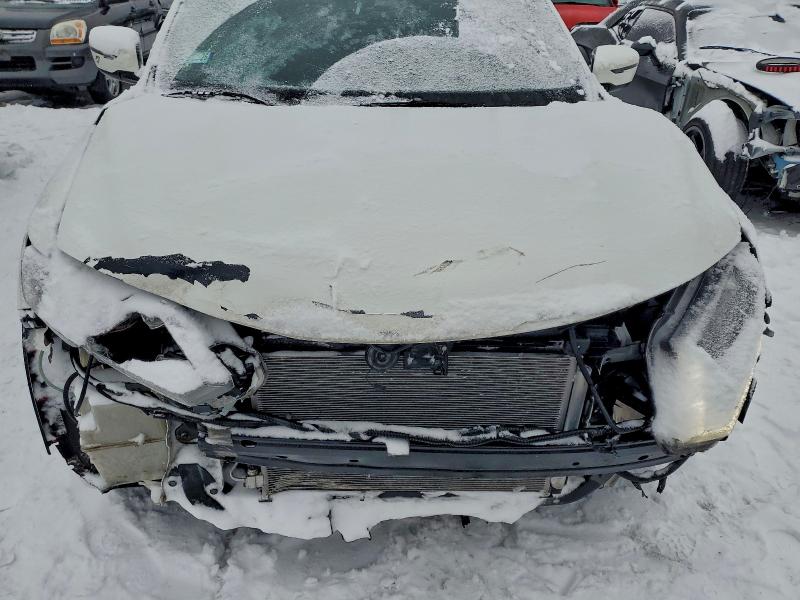 Фото 11 - NISSAN ROGUE