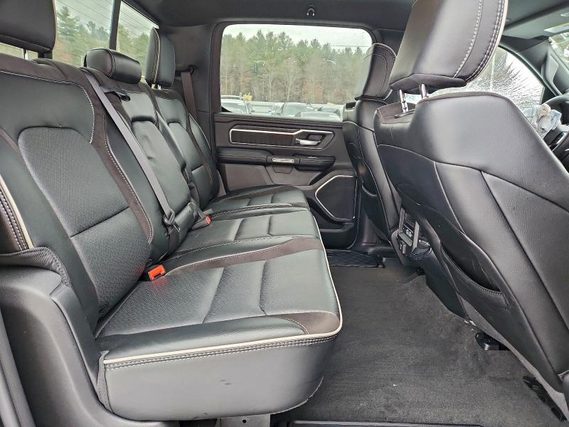 Фото 10 - RAM 1500