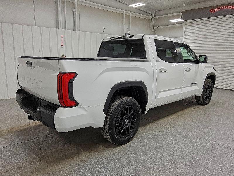 Фото 3 - TOYOTA TUNDRA