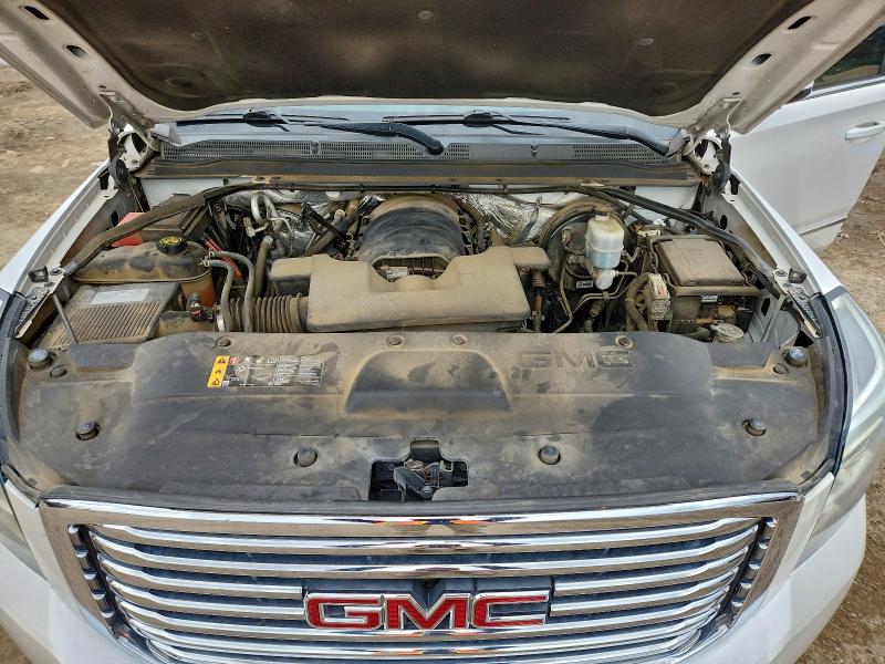 Фото 12 - GMC YUKON