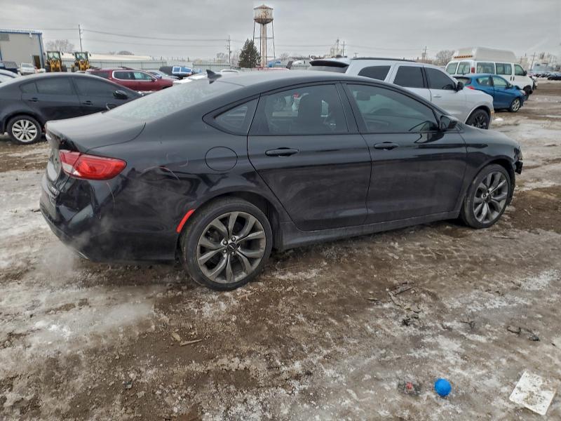 Фото 3 - CHRYSLER 200