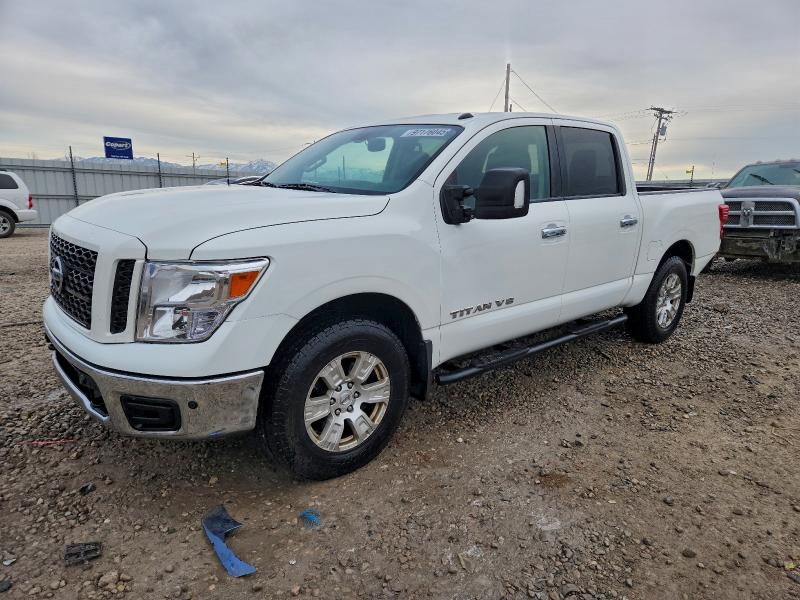 Фото 1 - NISSAN TITAN