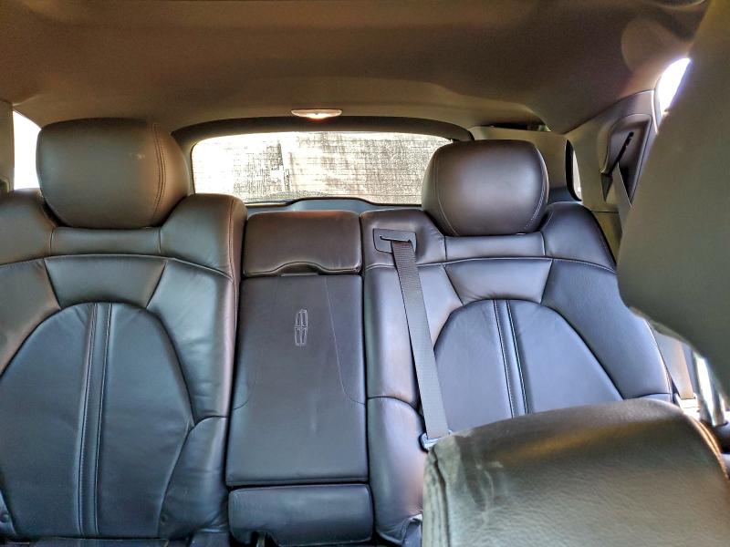 Фото 10 - LINCOLN MKT