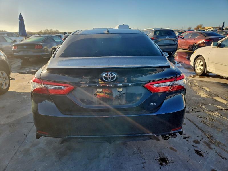 Фото 6 - TOYOTA CAMRY