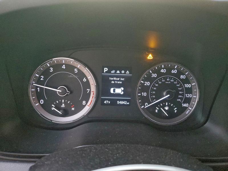 Фото 9 - HYUNDAI VENUE